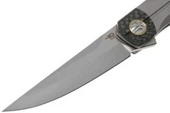 Bestech Thyra BT2106A Grey Blasted Titanium, Carbon Fibre Bolster, Satin Navaja, Diseño Kombou -Leatherman Tienda BHBT2106A 03 bestech